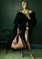 Bottega Veneta F/W 07.08
M: Anja, Inguna, Kim & Noah
Ph: Annie Leibovitz